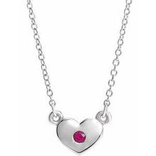 Load image into Gallery viewer, Mozambique Garnet Heart 16&quot; Necklace
