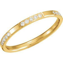 Load image into Gallery viewer, 1/6 CTW Diamond Anniversary Band
