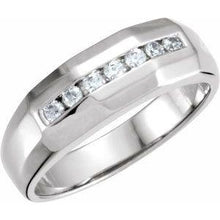 Load image into Gallery viewer, 1/6 CTW Diamond Ladies Band
