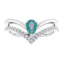 Load image into Gallery viewer, Aquamarine &amp; 1/6 CTW Diamond Ring
