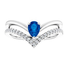 Load image into Gallery viewer, Aquamarine &amp; 1/6 CTW Diamond Ring
