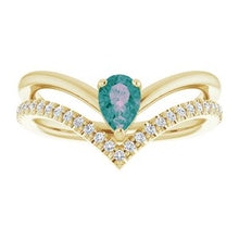 Load image into Gallery viewer, Aquamarine &amp; 1/6 CTW Diamond Ring
