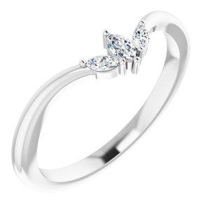 1/8 CTW Diamond Three-Stone V Ring