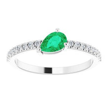 Load image into Gallery viewer, Peridot &amp; 1/6 CTW Diamond Stackable Ring
