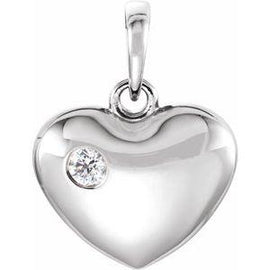 .05 CT Diamond 16.75x12.15 mm Heart Pendant